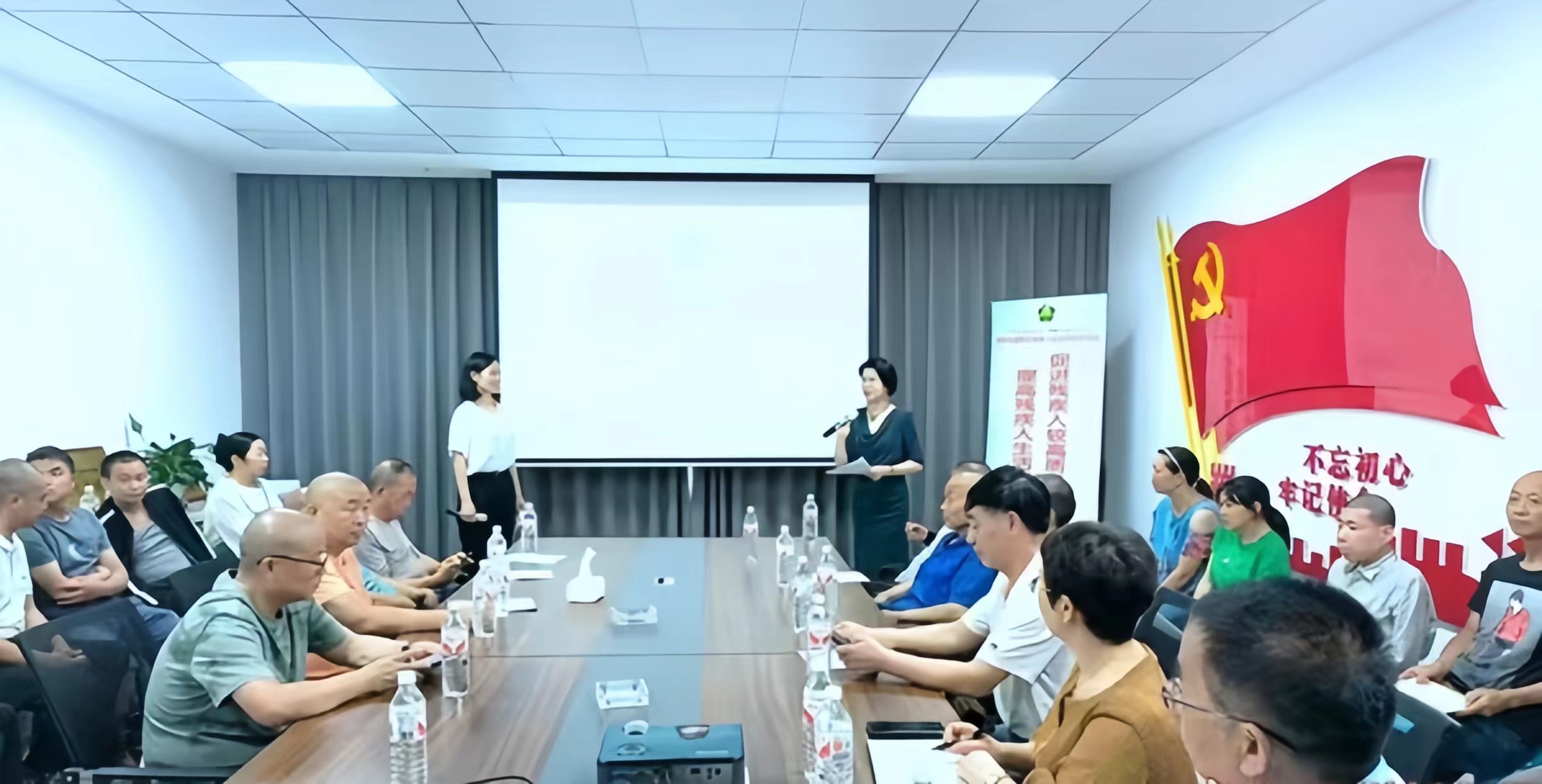 155169436e90fcc8ec05d2b00f072ae.jpg 155169436e90fcc8ec05d2b00f072ae.jpg