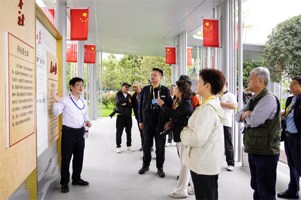 图片2.png 图片2.png